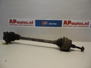Używane Os napedowa prawy przód Audi A4 Avant (B5) 1.9 TDI Cena € 24,99 Procedura marży oferowane przez AP Autos
