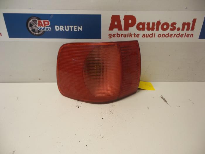 Taillight, left from a Audi 80 (B4) 2.0 E 1992