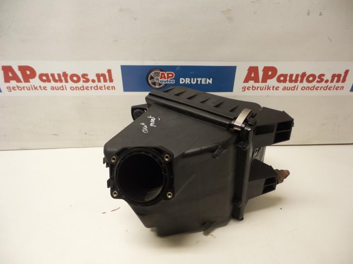Begagnade Luftfilterhus Audi A4 (B5) 1.8 20V Pris € 19,99 Marginaltabell erbjuds av AP Auto's