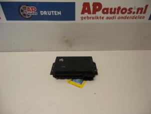 Usagé Module verrouillage central des portes Audi TT (8N3) 1.8 20V Turbo Quattro Prix € 70,00 Règlement à la marge proposé par AP Autos
