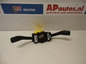Usados Interruptor de limpiaparabrisas Audi A6 Avant (C5) 1.8 Turbo 20V Precio € 14,99 Norma de margen ofrecido por AP Autos