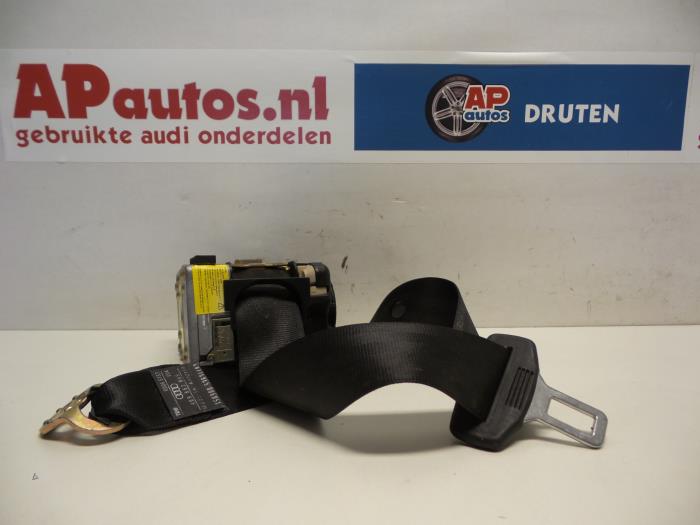 Rear seatbelt tensioner, left from a Audi A6 Avant (C5) 1.8 Turbo 20V 2000