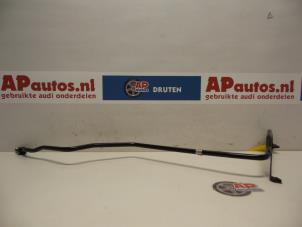 Usados Tubo de presión de aceite Audi A8 (D2) 2.5 TDI V6 24V Precio € 19,99 Norma de margen ofrecido por AP Autos