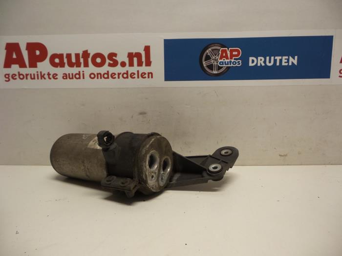 Usagé Déshydrateur clim Audi A6 (C6) 2.0 TDI 16V Prix € 15,00 Règlement à la marge proposé par AP Auto's