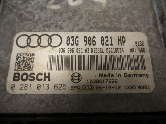 Steuergerät Motormanagement van een Audi A3 Sportback (8PA) 1.9 TDI 2008