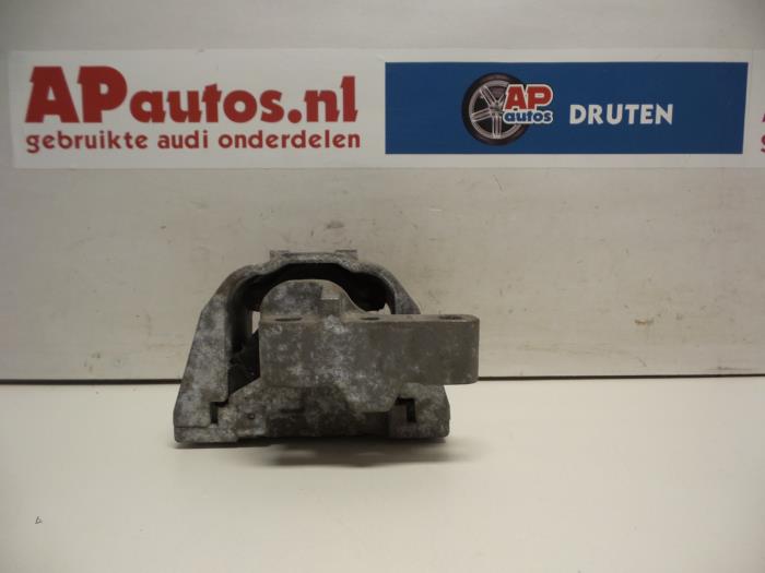 Usagé Support moteur Audi A3 (8L1) 1.6 Prix € 19,99 Règlement à la marge proposé par AP Auto's