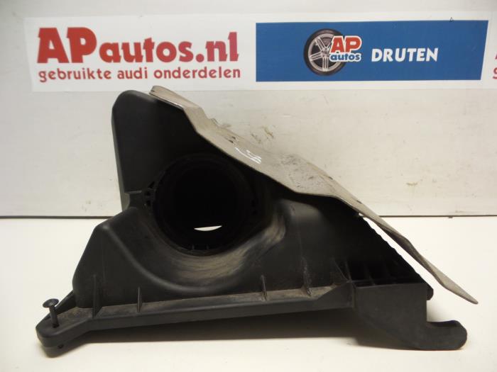 Gebrauchte Luftfiltergehäuse Audi A4 Avant (B6) 1.9 TDI PDE 130 Preis € 19,99 Margenregelung angeboten von AP Auto's