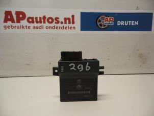 Usados Ordenadores de control de crucero Audi A6 Avant Quattro (C6) 3.2 V6 24V FSI Precio € 34,99 Norma de margen ofrecido por AP Autos