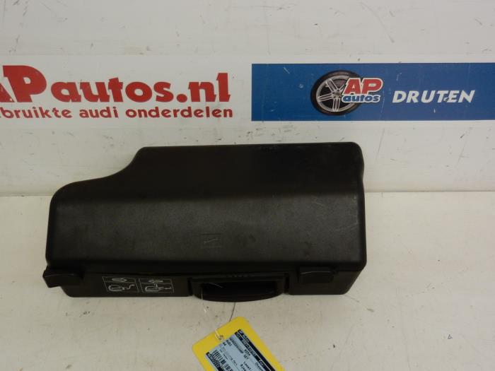 Kit d'outils d'un Audi A4 (B5) 1.8 20V 1999