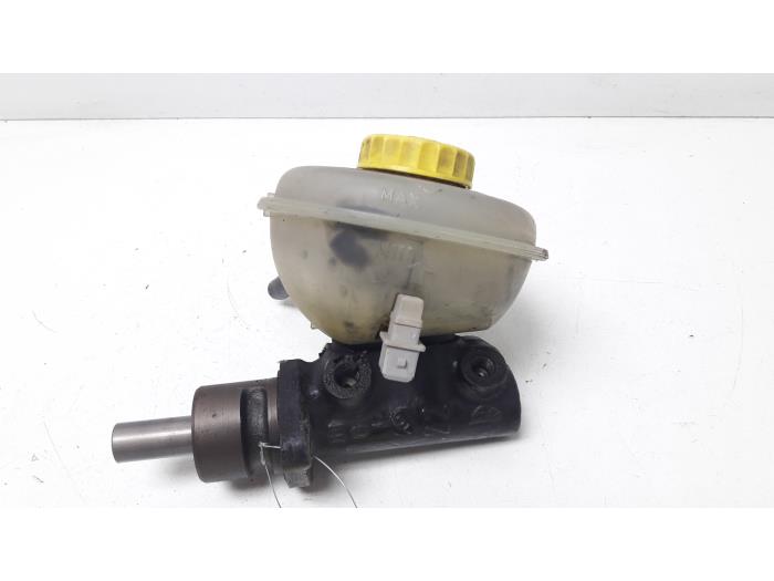 Master cylinder from a Audi 80 (B4) 2.0 E 1992