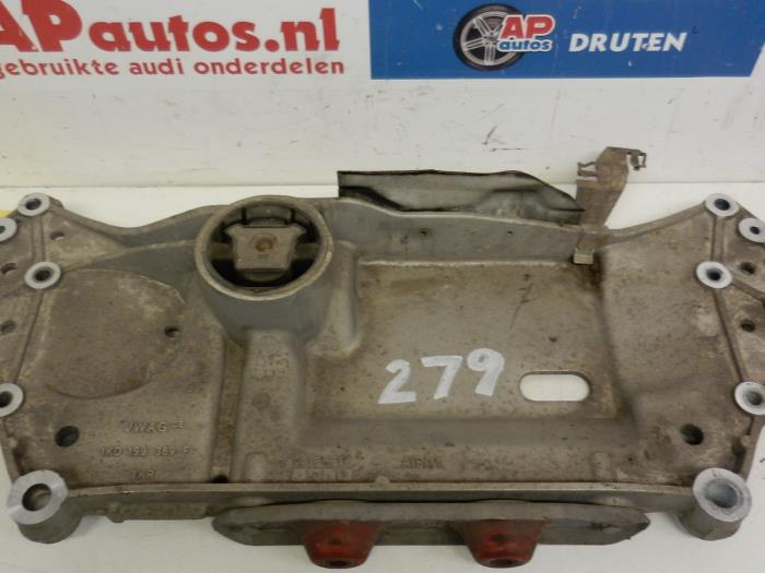 Usagé Faux châssis Audi A3 (8P1) 1.6 Prix € 29,99 Règlement à la marge proposé par AP Auto's