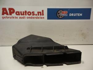 Usados Tubo de aspiración Aire Audi A6 Avant Quattro (C6) 3.2 V6 24V FSI Precio € 20,00 Norma de margen ofrecido por AP Autos
