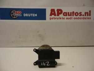 Usados Motor de válvula de calefactor Audi A4 Avant (B6) 2.5 TDI 155 24V Precio € 35,00 Norma de margen ofrecido por AP Autos
