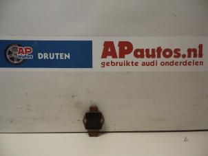 Used Ignition module Audi A6 (C4) 2.6 V6 Price € 9,99 Margin scheme offered by AP Autos