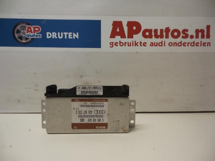 Używane Sterownik ABS Audi A6 (C4) 2.6 V6 Cena € 29,99 Procedura marży oferowane przez AP Auto's