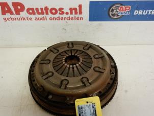 Usados Juego de platos de (completo) Audi A4 (B5) 1.8 20V Precio € 50,00 Norma de margen ofrecido por AP Autos