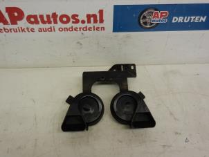 Używane Klakson Audi A6 Avant Quattro (C6) 3.2 V6 24V FSI Cena € 14,99 Procedura marży oferowane przez AP Autos