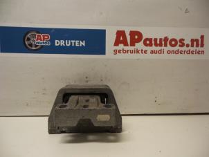 Używane Wspornik skrzyni biegów Audi TT (8N3) 1.8 T 20V Quattro Cena € 30,00 Procedura marży oferowane przez AP Autos