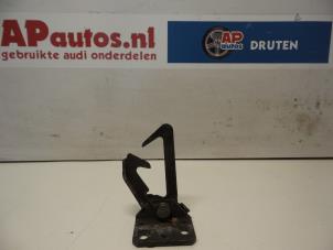 Used Bonnet lock mechanism Audi 80 (B3) 1.8 Price on request offered by AP Autos