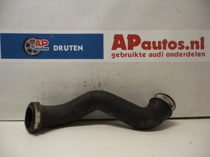 Używane Przewód Turbo Audi A4 Avant (B7) 2.0 TDI 16V Cena € 24,99 Procedura marży oferowane przez AP Auto's