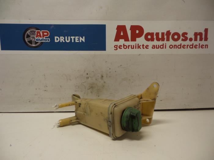 Begagnade Styrservotank Audi A4 Avant (B5) 2.5 TDI V6 24V Pris € 15,00 Marginaltabell erbjuds av AP Auto's