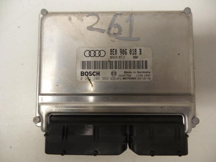 Engine management computer from a Audi A4 (B6) 1.8 T 20V 2001