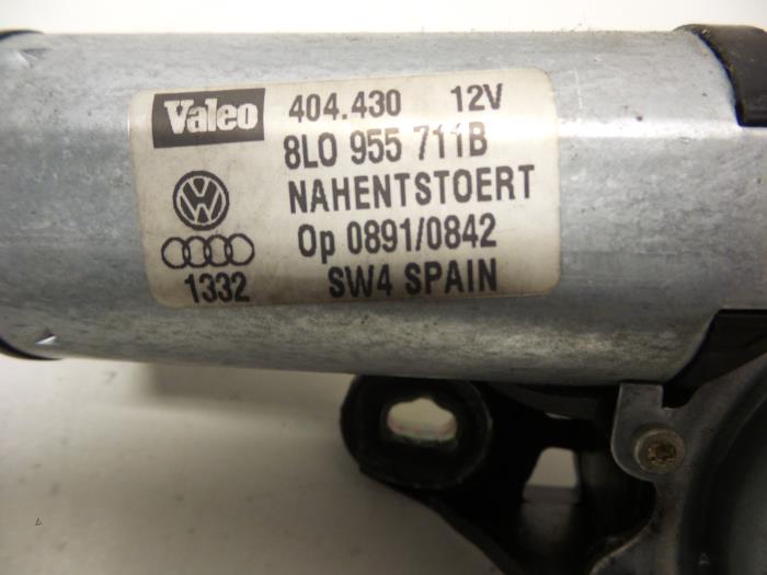 Rear wiper motor from a Audi A3 (8L1) 1.8 20V 2002