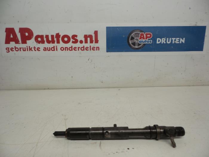 Usagé Injecteurs Audi A6 Avant (C5) 2.5 TDI V6 24V Prix € 34,99 Règlement à la marge proposé par AP Auto's
