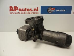 Usados Cuerpo de filtro de aceite Audi A4 Precio € 19,99 Norma de margen ofrecido por AP Autos