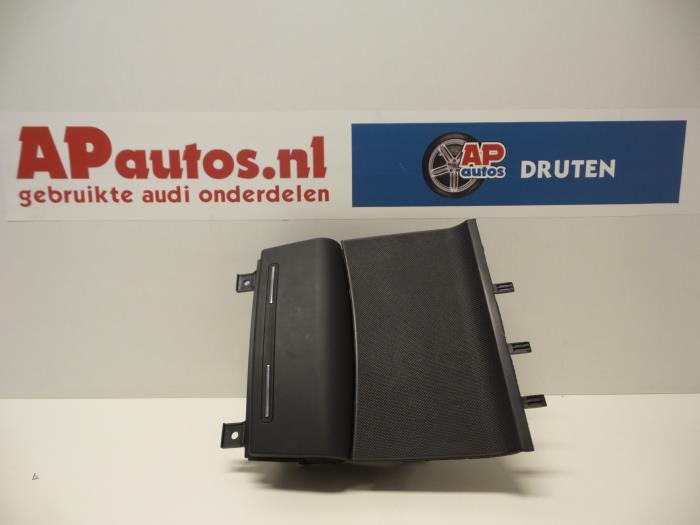 Begagnade Askkopp, fram Audi A3 Sportback (8PA) 1.6 Pris € 14,99 Marginaltabell erbjuds av AP Auto's