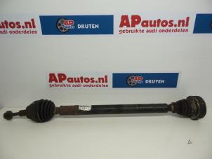 Used Front drive shaft, right Audi A3 Sportback (8PA) 1.6 Price € 50,00 Margin scheme offered by AP Autos