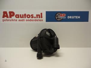 Gebrauchte Sekundäre Pumpe Audi A4 Cabriolet (B6) Preis € 24,99 Margenregelung angeboten von AP Autos
