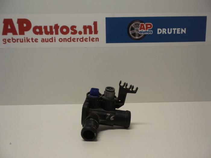 Begagnade Vattenrör Audi 80 Avant (B4) 2.0 E,S Pris € 19,99 Marginaltabell erbjuds av AP Auto's