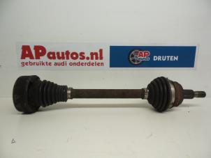 Usagé Arbre de transmission arrière droit Audi TT (8N3) 1.8 T 20V Quattro Prix € 24,99 Règlement à la marge proposé par AP Autos