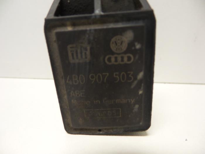 Sensor regulador de estabilización de un Audi TT (8N3) 1.8 T 20V Quattro 2000