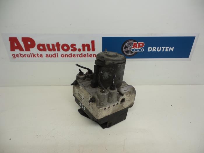 Gebrauchte ABS Pumpe Audi A4 (B5) 1.6 Preis € 39,99 Margenregelung angeboten von AP Auto's