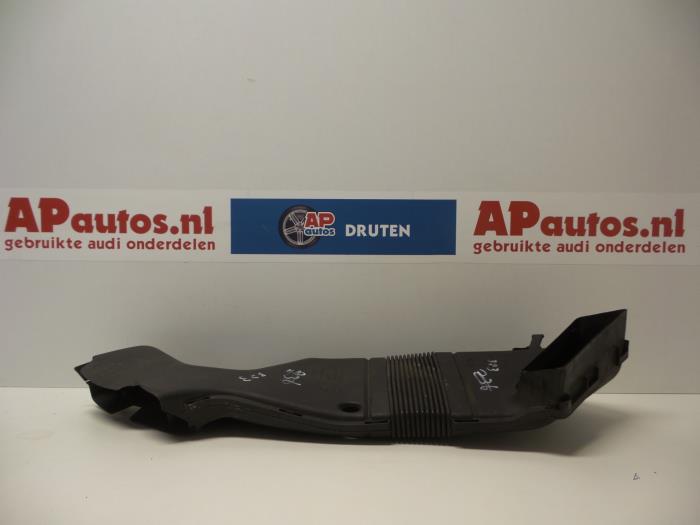 Gebrauchte Ansaugschlauch Luft Audi A4 Avant (B6) 2.5 TDI 24V Preis € 20,00 Margenregelung angeboten von AP Auto's