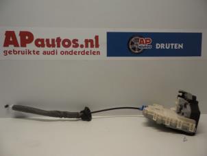Gebrauchte Türschlossmechanik 4-türig rechts vorne Audi A3 Preis € 45,00 Margenregelung angeboten von AP Autos