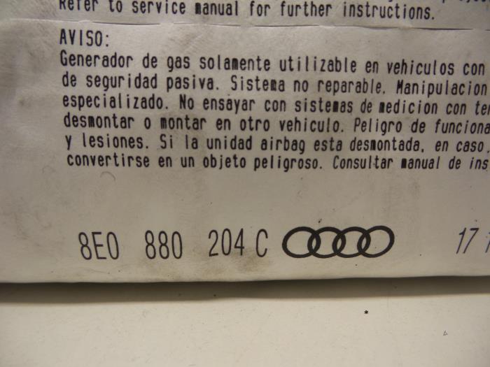 Airbag droite (tableau de bord) d'un Audi A4 Avant (B6) 2.5 TDI 24V 2002