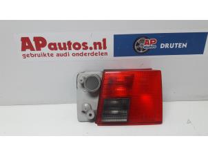 Usagé Feu arrière droit Audi A6 (C4) 2.6 V6 Prix € 25,00 Règlement à la marge proposé par AP Autos
