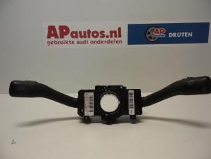 Używane Przelacznik Combi kolumny kierownicy Audi A2 (8Z0) 1.4 16V Cena € 19,99 Procedura marży oferowane przez AP Autos