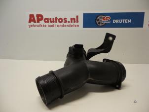 Usados Tubo turbo Audi Q7 (4LB) 3.0 TDI V6 24V Precio € 24,99 Norma de margen ofrecido por AP Autos