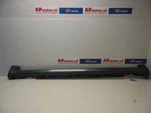 Used Side skirt, right Audi A4 Avant (B7) 2.0 20V Price € 44,99 Margin scheme offered by AP Autos