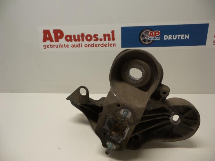 Used Engine mount Audi A6 Avant Quattro (C6) 3.0 TDI V6 24V Price € 19,99 Margin scheme offered by AP Auto's