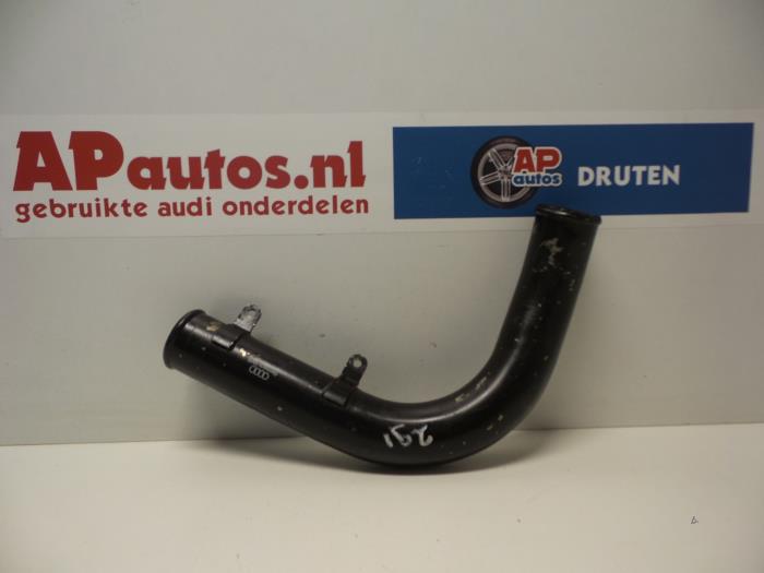 Begagnade Laddluftkylarrör Audi A8 (D2) 2.5 TDI V6 24V Pris € 24,99 Marginaltabell erbjuds av AP Auto's