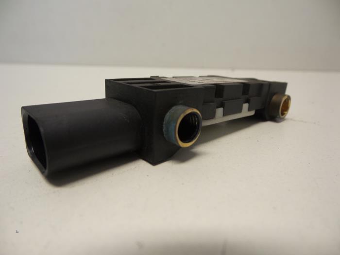 Airbag sensor from a Audi A4 2002