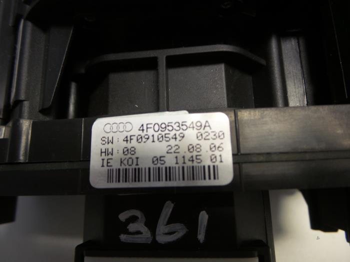 Interruptor combinado columna de dirección de un Audi Q7 (4LB) 3.0 TDI V6 24V 2007