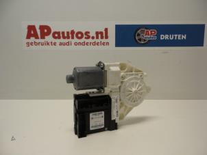 Używane Silnik szyby drzwiowej Audi A3 Sportback (8PA) 1.6 Cena € 19,99 Procedura marży oferowane przez AP Autos