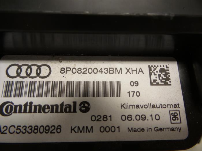 Climatronic Panel van een Audi A3 Sportback (8PA) 2.0 TDI 16V 2010