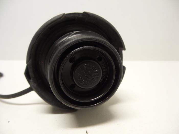 Used Audi A3 Sportback (8PA/PS) 2.0 TDI 16V Fuel cap color code LY3J